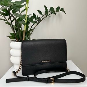 Michael Kors Daniela Large Saffiano Leather Crossbody Bag - Black
